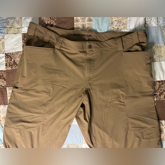 Duluth Trading Company Flexpedition Cargo Pants 48X30 - Picture 4 of 10